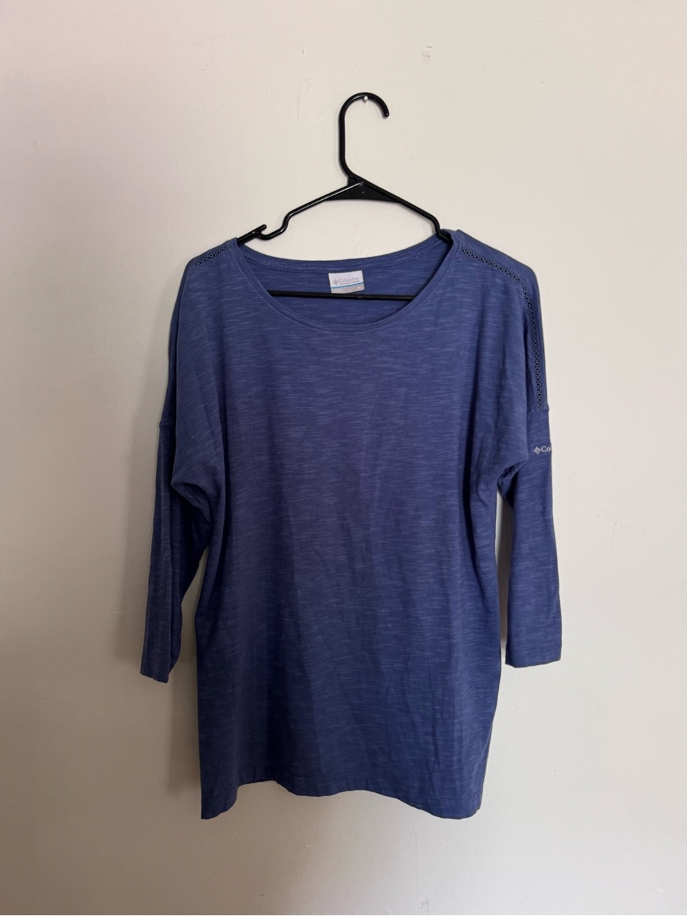 Columbia Women's Indigo Blue Long Sleeve Tee‎